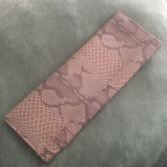 Big Buddha Santa Barbara Snake Print Python Clutch - Picture 3 of 3